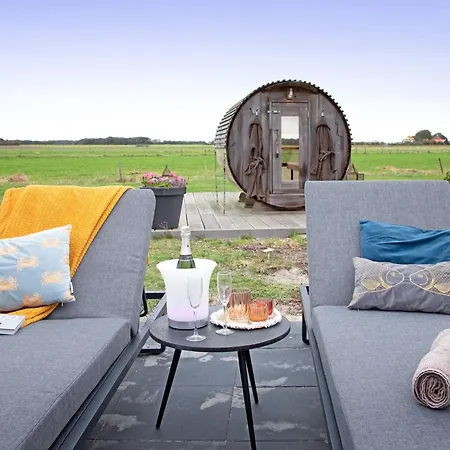 Near Dunes With Wellness Garden *