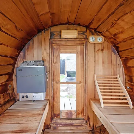 Vakantiehuis Near Dunes With Wellness Garden Den Burg